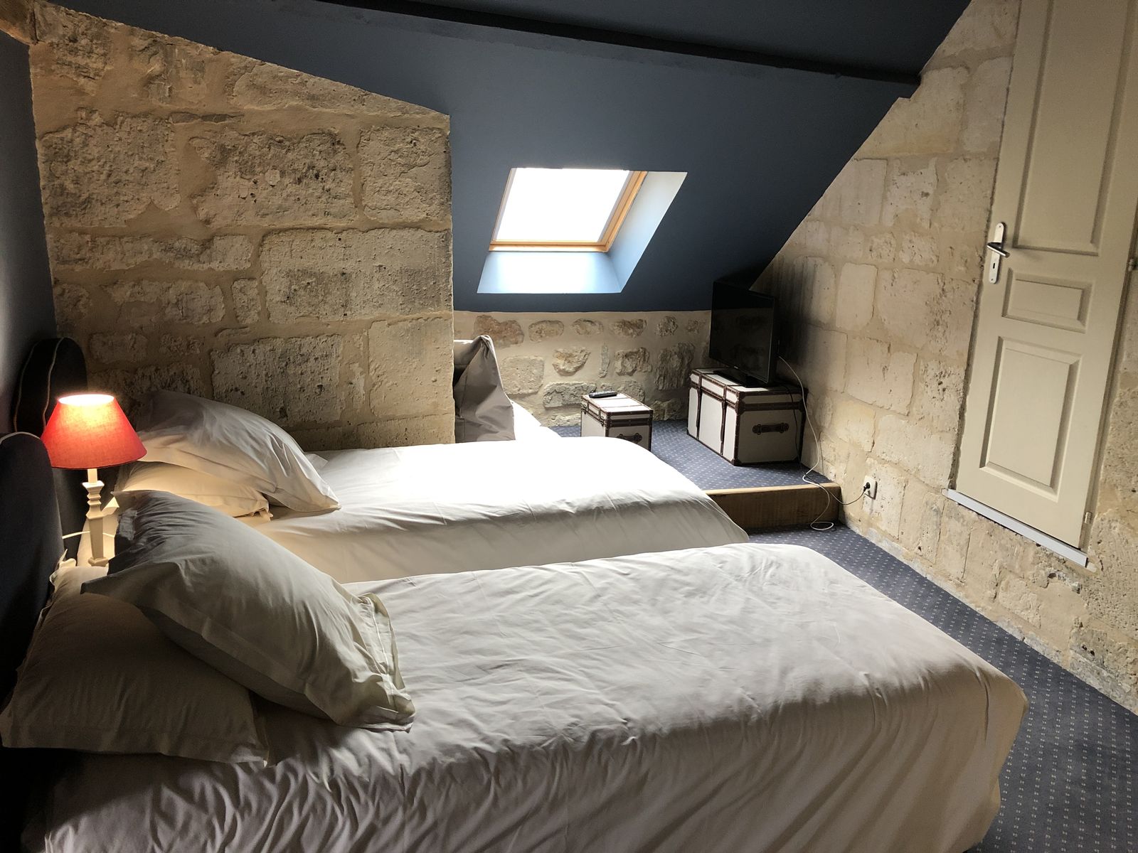 La petite chambre attenante, sous les combles